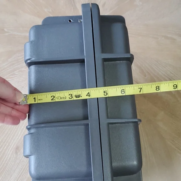 Invicta gray "diver" watch case - Picture 10 of 10